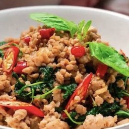 กระเพราหมูสับ(กับข้าว)