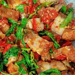 ข้าวกะเพราหมูกรอบ