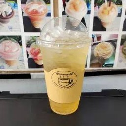 ชาเขียวมะลิน้ำผึ้ง