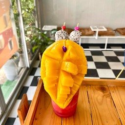 ศรันย์ผลไม้สดปั่น ตลาดนัดใหม่บางปลา