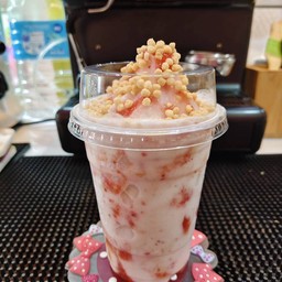 สตอเบอรี่สมูทตี้ชีสเค้ก