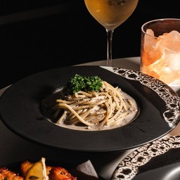 Spaghetti Truffle Cream Sauce