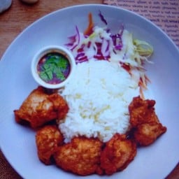 ข้าวไข่ข้นหน้าหมูเด้ง