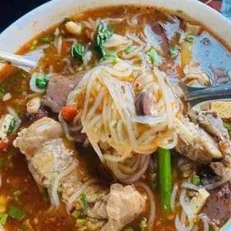ก๋วยจั๊บเส้นเล็ก