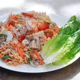 ยำเข้าเส้น