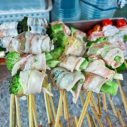 สามชั้นพันบล็อคโคลี่