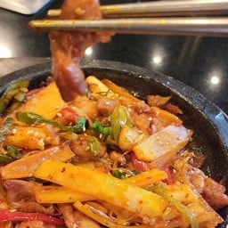 ไก่ผัดซอสเกาหลี Dalgalbi Set