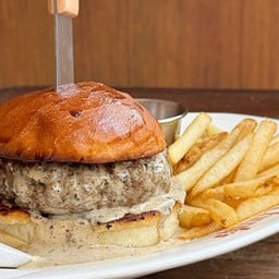 Truffle burger pork