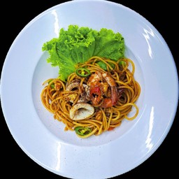 สปาเก็ตตี้พริกไทยดำ