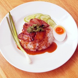 ข้าวหมูแดง