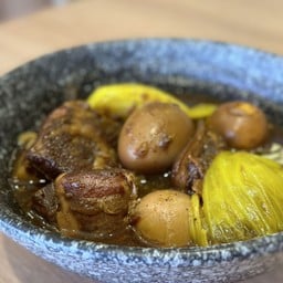 พะโล้สูตรผักกาดดอง