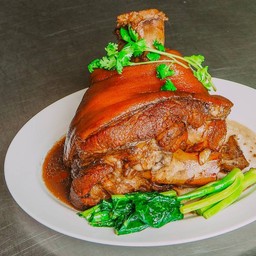 ขาหมูทั้งขา ใหญ่