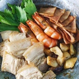 กุ้งอบวุ้นเส้น&ธนพร ตลาดกลาง บ้านฉาง