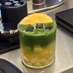 Matcha With Orange Juice