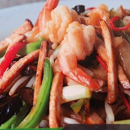 หมี่ซั่วผัดฮ่องกง(เส้นหมี่ซั่ว)