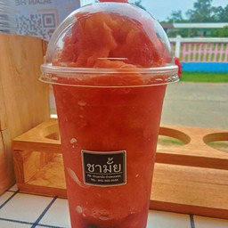 ชาสตรอว์เบอร์รีปั่น