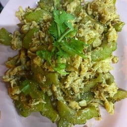 ข้าวต้มรุ่งเรือง