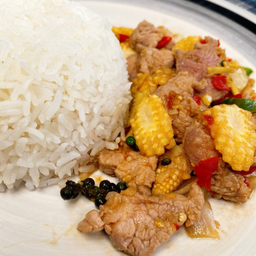 ข้าวผัดขี้เมา / Pad Kee Mao with Pork