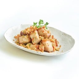 หมูกรอบคั่วพริกเกลือ