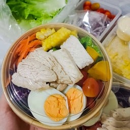 สลัดอกไก่