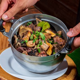 ต้มแซ่บเนื้อ