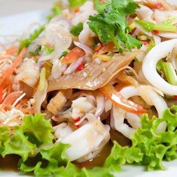 ยำรวมมิตรทะเล