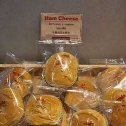 Daily Fresh Bread Store