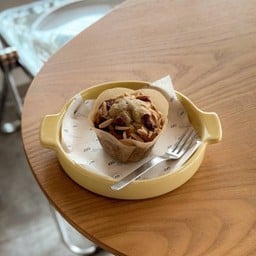 Banana Cranberry Muffin