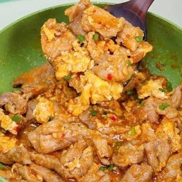 หมูนุ่มผัดซอสสุกี้