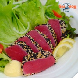 สลัดทูน่างาดำ