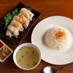 โกเฮง ข้าวมันไก่สิงคโปร์ อาหารจานเดียว Soi 3 Tha Phae Road