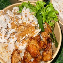 หมี่ไก่ฉีก ไก่ต้มซีอิ้ว Have a good day