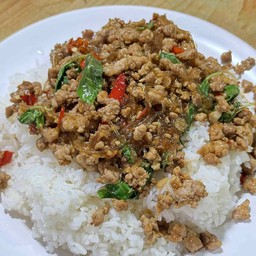 กะเพราวุ้นเส้นหมูสับ ราดข้าว