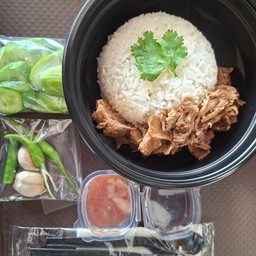 ข้าวหมูตุ๋น