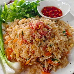 ข้าวผัดแหนม