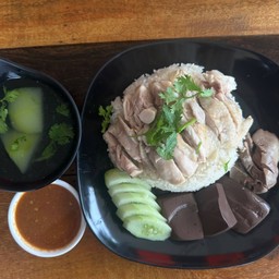 ตู้กะเพรา