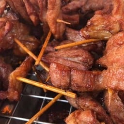 มี่ หมูไม้ - ถนนโฉลกรัฐ