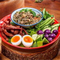 ซุปมะเขือ หมูทอด ไข่มะตูม