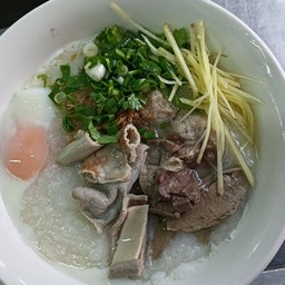 โจ๊กหมูเครื่องใน