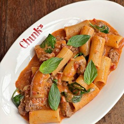 Rigatoni Pink sauce beef