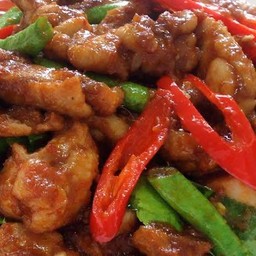 ผัดพริกแกงเนึ้อ(กับข้าว)