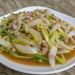 ผัดพริกหยวก