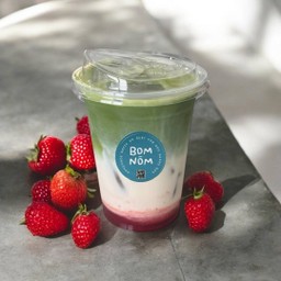 สตรอเบอร์รี่ ชาเขียวลาเต้