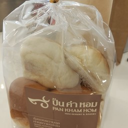 ปังไส้กรอกไก่ 6ชิ้น