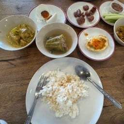 ตำ ยำ ข้าว แกง ปะปาหนองขาม