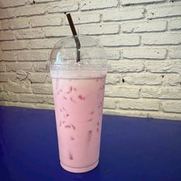 นมชมพูเย็น