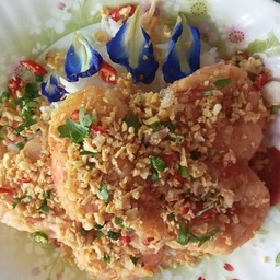 กุ้งคั่วพริกเกลือราดข้าว