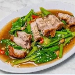 ผัดผักคะน้า