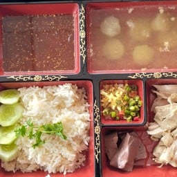 ข้าวมันไก่หน้ามอ