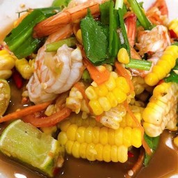 ยำข้าวโพดกุ้งสุก